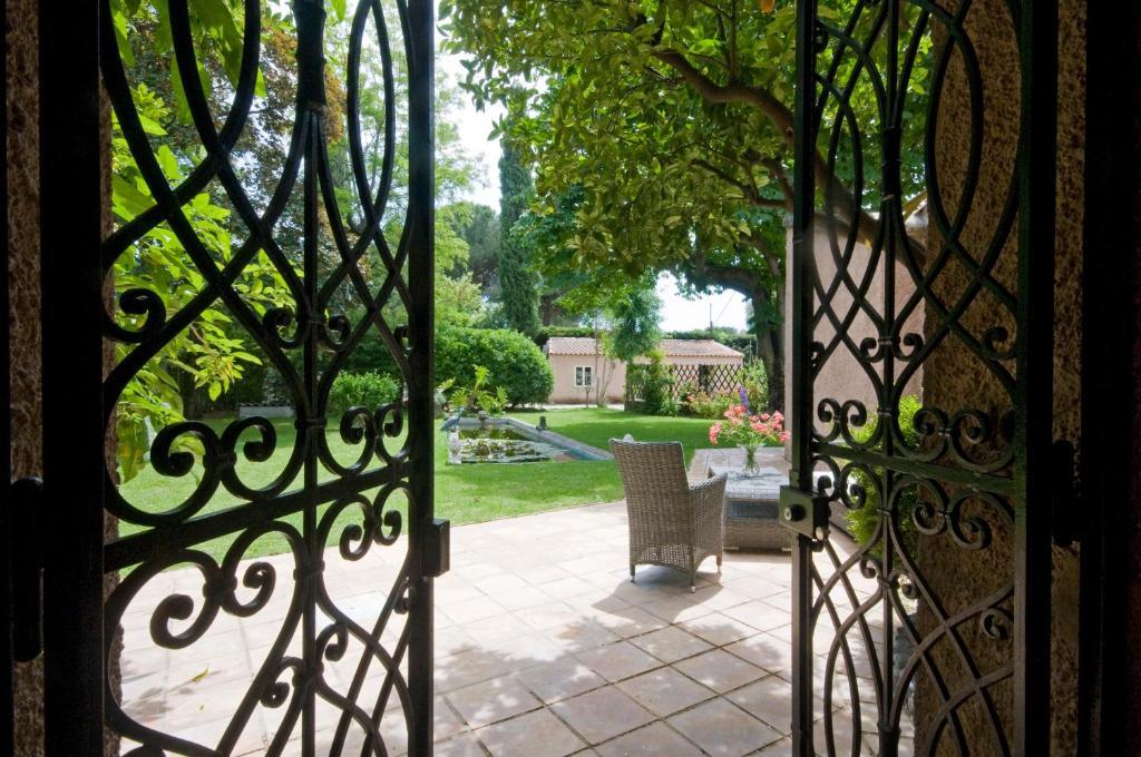 Le Mas Du Chanoine Saint-Paul-de-Vence Ngoại thất bức ảnh